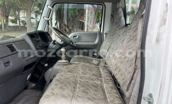 Tenga Tsaru Mazda 1000 Chena Mota in Maputo in Maputo Tenga Tsaru Mazda 1000 Chena Mota in Maputo in Maputo