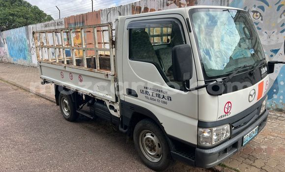 Tenga Tsaru Mazda 1000 Chena Mota in Maputo in Maputo Tenga Tsaru Mazda 1000 Chena Mota in Maputo in Maputo