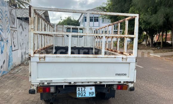 Tenga Tsaru Mazda 1000 Chena Mota in Maputo in Maputo Tenga Tsaru Mazda 1000 Chena Mota in Maputo in Maputo