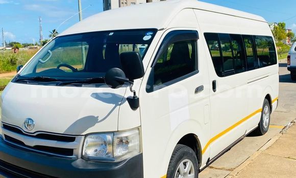 Comprar Usado Toyota Hiace Branco Carro em Maputo em Maputo Comprar Usado Toyota Hiace Branco Carro em Maputo em Maputo