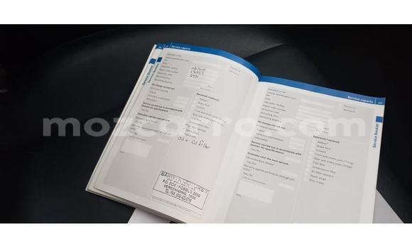 Tenga Tsaru Mercedes‒Benz C-Class Sirivha Mota in Maputo in Maputo Tenga Tsaru Mercedes‒Benz C-Class Sirivha Mota in Maputo in Maputo