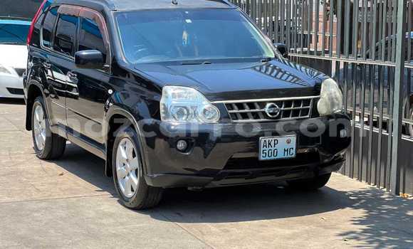 Comprar Usado Nissan X-Trail Preto Carro em Maputo em Maputo
