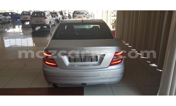Tenga Tsaru Mercedes‒Benz C-Class Sirivha Mota in Maputo in Maputo Tenga Tsaru Mercedes‒Benz C-Class Sirivha Mota in Maputo in Maputo