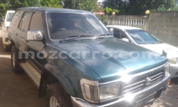 Comprar Usado Toyota Hilux Surf Verde Carro em Beira em Sofala Comprar Usado Toyota Hilux Surf Verde Carro em Beira em Sofala