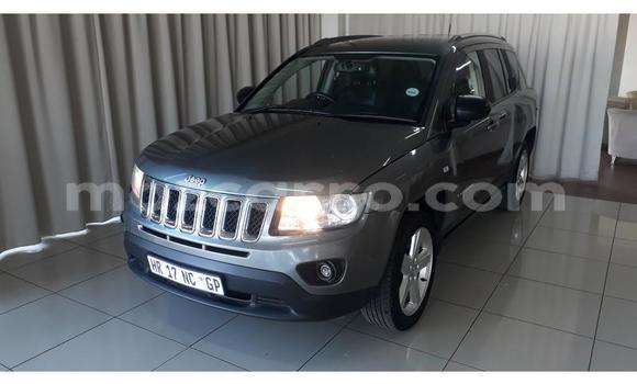 Comprar Usado Jeep Compass Prata Carro em Maputo em Maputo
