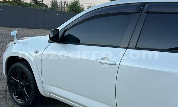 Tenga Tsaru Toyota RAV4 Chena Mota in Maputo in Maputo Tenga Tsaru Toyota RAV4 Chena Mota in Maputo in Maputo