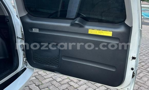 Tenga Tsaru Toyota RAV4 Chena Mota in Maputo in Maputo Tenga Tsaru Toyota RAV4 Chena Mota in Maputo in Maputo