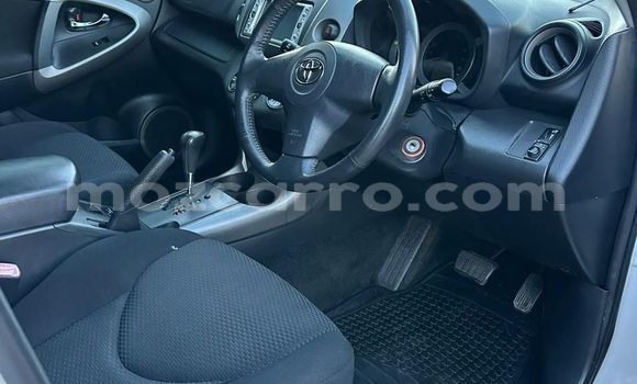 Tenga Tsaru Toyota RAV4 Chena Mota in Maputo in Maputo Tenga Tsaru Toyota RAV4 Chena Mota in Maputo in Maputo