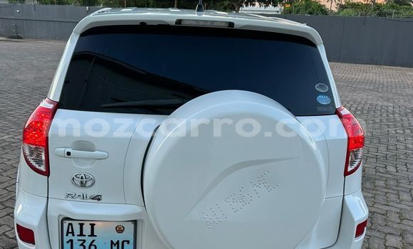 Tenga Tsaru Toyota RAV4 Chena Mota in Maputo in Maputo Tenga Tsaru Toyota RAV4 Chena Mota in Maputo in Maputo