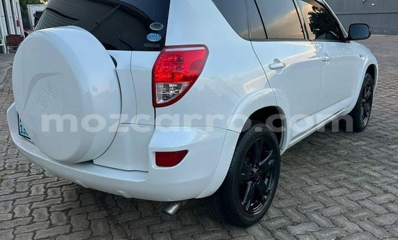 Tenga Tsaru Toyota RAV4 Chena Mota in Maputo in Maputo Tenga Tsaru Toyota RAV4 Chena Mota in Maputo in Maputo