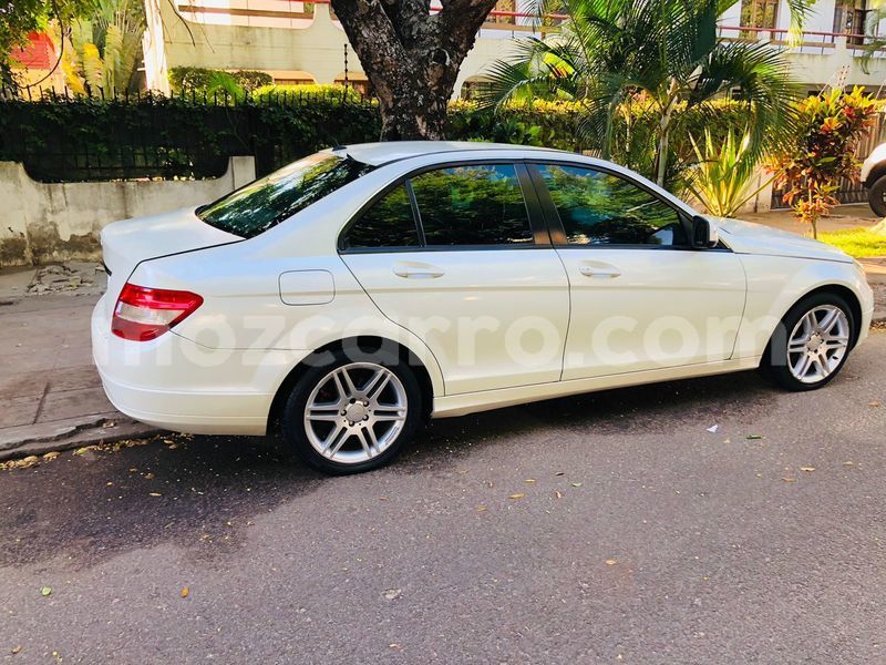 Big with watermark mercedes benz c180 coupe maputo maputo 40929