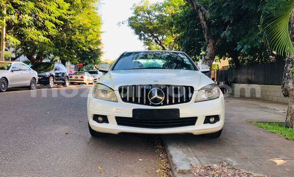 Nunua Ilio tumika Mercedes-Benz C180 coupe Nyeupe Gari ndani ya Maputo nchini Maputo Nunua Ilio tumika Mercedes-Benz C180 coupe Nyeupe Gari ndani ya Maputo nchini Maputo
