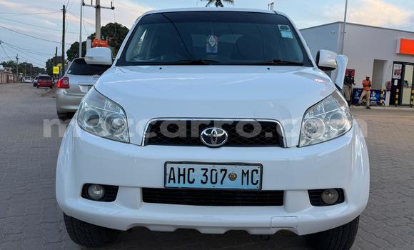 Nunua Ilio tumika Toyota Rush Nyeupe Gari ndani ya Maputo nchini Maputo Nunua Ilio tumika Toyota Rush Nyeupe Gari ndani ya Maputo nchini Maputo