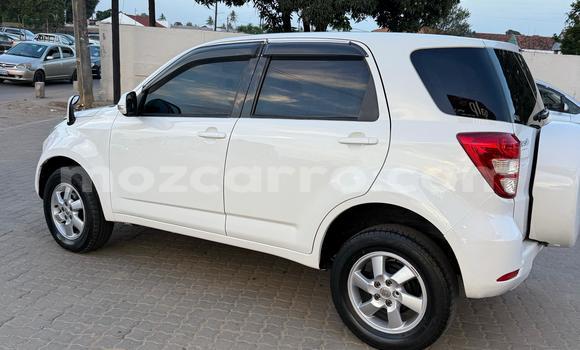Nunua Ilio tumika Toyota Rush Nyeupe Gari ndani ya Maputo nchini Maputo Nunua Ilio tumika Toyota Rush Nyeupe Gari ndani ya Maputo nchini Maputo