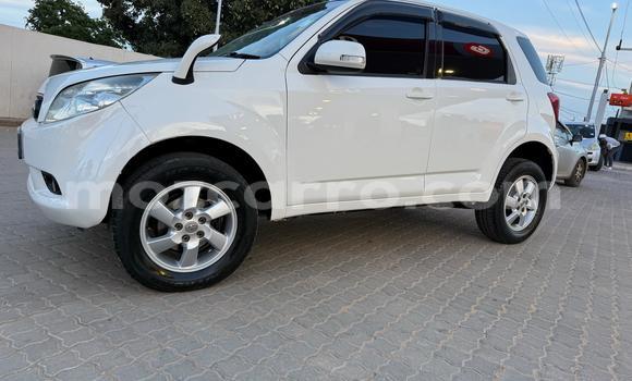 Nunua Ilio tumika Toyota Rush Nyeupe Gari ndani ya Maputo nchini Maputo Nunua Ilio tumika Toyota Rush Nyeupe Gari ndani ya Maputo nchini Maputo