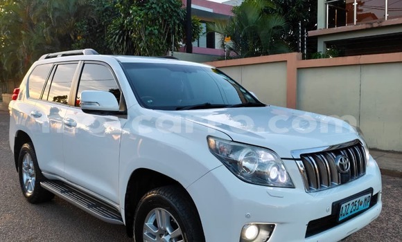 Comprar Novo Toyota Land Cruiser Prado Branco Carro em Maputo em Maputo Comprar Novo Toyota Land Cruiser Prado Branco Carro em Maputo em Maputo