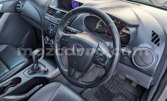 Comprar Usado Mazda BT-50 Other Carro em Maputo em Maputo Comprar Usado Mazda BT-50 Other Carro em Maputo em Maputo