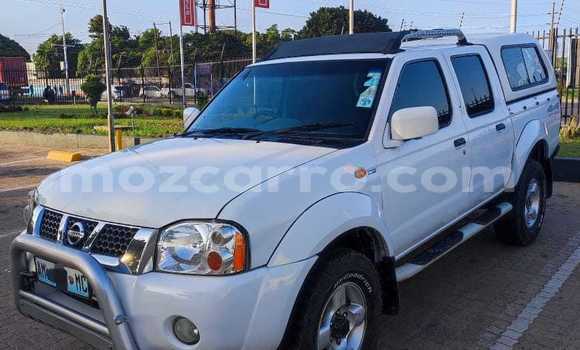 Nunua Ilio tumika Nissan Hardbody Nyeupe Gari ndani ya Maputo nchini Maputo Nunua Ilio tumika Nissan Hardbody Nyeupe Gari ndani ya Maputo nchini Maputo