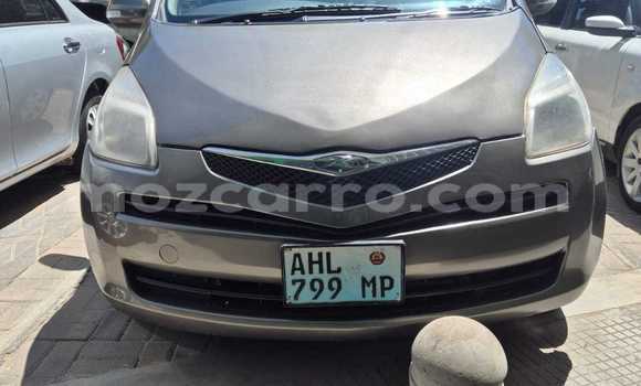 Nunua Ilio tumika Toyota Ractis Brown Gari ndani ya Maputo nchini Maputo