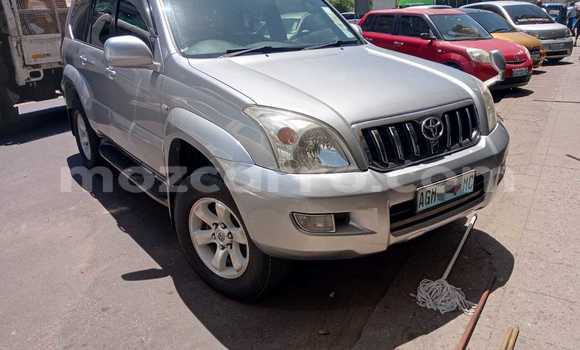 Nunua Ilio tumika Toyota Land Cruiser Prado Fedha Gari ndani ya Maputo nchini Maputo