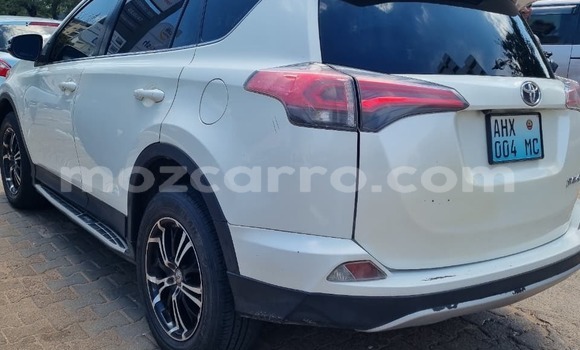 Tenga Tsaru Toyota RAV4 Chena Mota in Maputo in Maputo Tenga Tsaru Toyota RAV4 Chena Mota in Maputo in Maputo