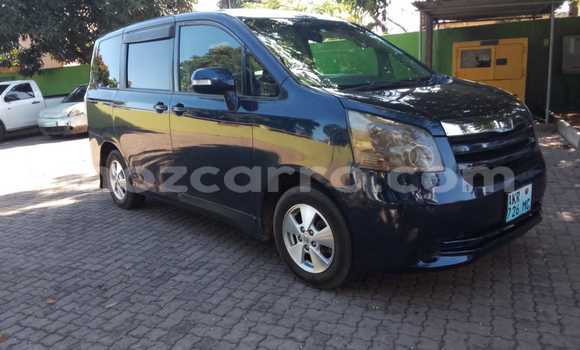 Tenga Tsaru Toyota Noah Nhema Mota in Maputo in Maputo Tenga Tsaru Toyota Noah Nhema Mota in Maputo in Maputo