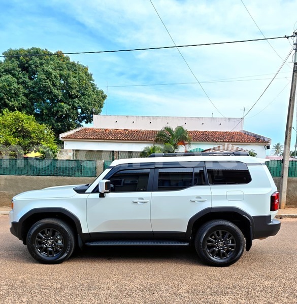 Big with watermark toyota land cruiser maputo maputo 40983