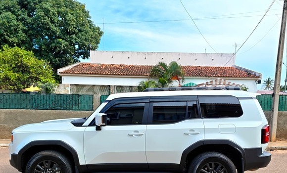Nunua Mpya Toyota Land Cruiser Nyeupe Gari ndani ya Maputo nchini Maputo Nunua Mpya Toyota Land Cruiser Nyeupe Gari ndani ya Maputo nchini Maputo