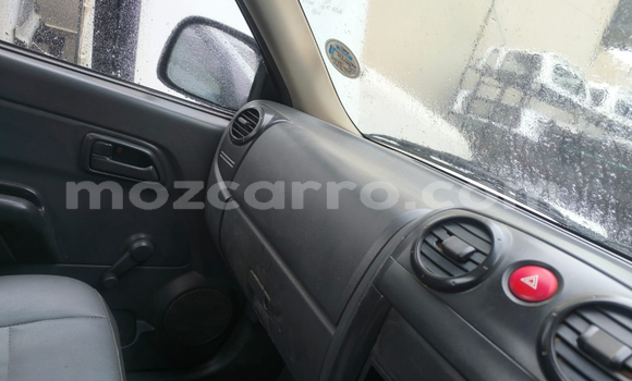 Comprar Usado Isuzu KB Branco Carro em Maputo em Maputo Comprar Usado Isuzu KB Branco Carro em Maputo em Maputo