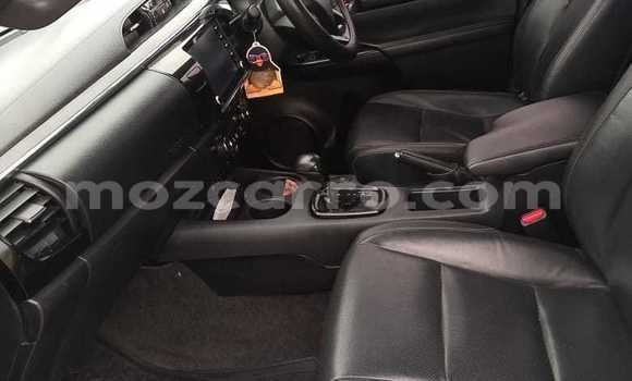 Comprar Usado Toyota Hilux Preto Carro em Maputo em Maputo Comprar Usado Toyota Hilux Preto Carro em Maputo em Maputo