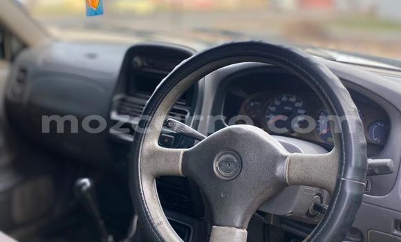 Comprar Usado Nissan Hardbody Branco Carro em Maputo em Maputo Comprar Usado Nissan Hardbody Branco Carro em Maputo em Maputo