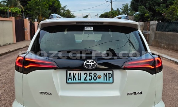 Comprar Novo Toyota RAV4 Branco Carro em Maputo em Maputo Comprar Novo Toyota RAV4 Branco Carro em Maputo em Maputo