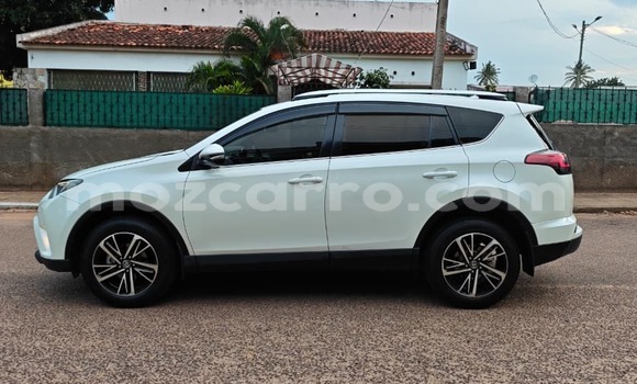 Comprar Novo Toyota RAV4 Branco Carro em Maputo em Maputo Comprar Novo Toyota RAV4 Branco Carro em Maputo em Maputo