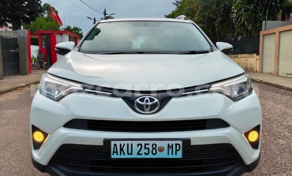 Comprar Novo Toyota RAV4 Branco Carro em Maputo em Maputo Comprar Novo Toyota RAV4 Branco Carro em Maputo em Maputo