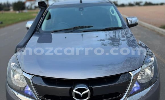 Comprar Usado Mazda BT-50 Prata Carro em Maputo em Maputo Comprar Usado Mazda BT-50 Prata Carro em Maputo em Maputo
