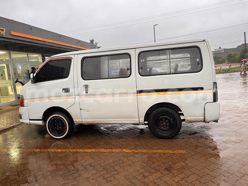 Big with watermark nissan caravan maputo maputo 41027
