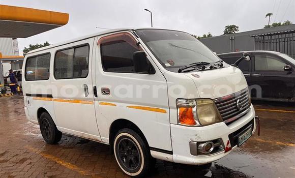 Comprar Usado Nissan Caravan Branco Carro em Maputo em Maputo Comprar Usado Nissan Caravan Branco Carro em Maputo em Maputo