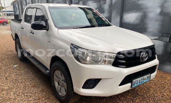 Comprar Usado Toyota Hilux Branco Carro em Maputo em Maputo Comprar Usado Toyota Hilux Branco Carro em Maputo em Maputo