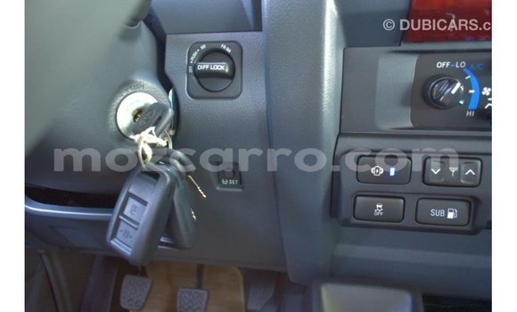 Comprar Importar Toyota Land Cruiser De outros Carro em Import - Dubai em Cabo Delgado Comprar Importar Toyota Land Cruiser De outros Carro em Import - Dubai em Cabo Delgado