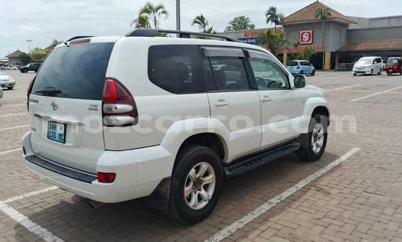 Buy Used Toyota Land Cruiser Prado White Car in Maputo in Maputo Buy Used Toyota Land Cruiser Prado White Car in Maputo in Maputo