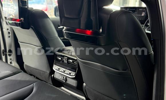 Nunua Ilio tumika Toyota Land Cruiser Nyeupe Gari ndani ya Maputo nchini Maputo Nunua Ilio tumika Toyota Land Cruiser Nyeupe Gari ndani ya Maputo nchini Maputo