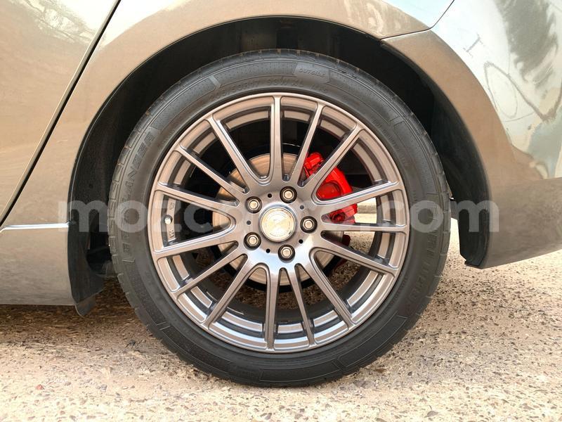 Big with watermark mazda axela maputo maputo 41060