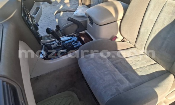 Comprar Usado Toyota Land Cruiser Branco Carro em Maputo em Maputo Comprar Usado Toyota Land Cruiser Branco Carro em Maputo em Maputo