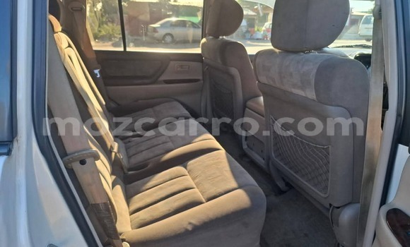 Comprar Usado Toyota Land Cruiser Branco Carro em Maputo em Maputo Comprar Usado Toyota Land Cruiser Branco Carro em Maputo em Maputo