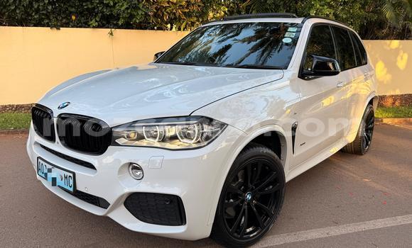 Comprar Usado BMW X5 Branco Carro em Maputo em Maputo Comprar Usado BMW X5 Branco Carro em Maputo em Maputo