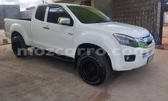 Comprar Usado Isuzu D-MAX Branco Carro em Maputo em Maputo Comprar Usado Isuzu D-MAX Branco Carro em Maputo em Maputo