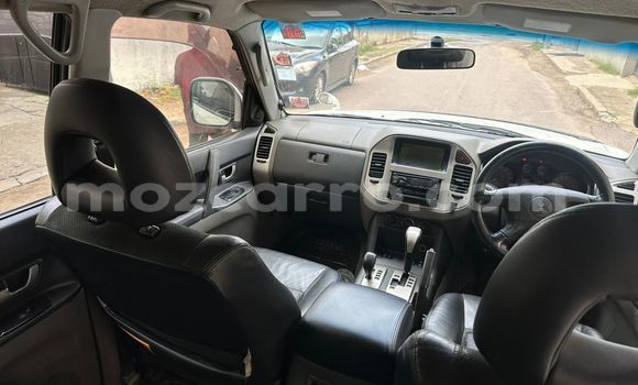 Comprar Usado Mitsubishi Pajero Sport Branco Carro em Maputo em Maputo Comprar Usado Mitsubishi Pajero Sport Branco Carro em Maputo em Maputo