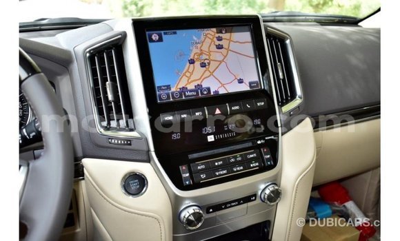 Buy Import Toyota Land Cruiser White Car in Import - Dubai in Cabo Delgado Buy Import Toyota Land Cruiser White Car in Import - Dubai in Cabo Delgado