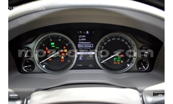 Buy Import Toyota Land Cruiser White Car in Import - Dubai in Cabo Delgado Buy Import Toyota Land Cruiser White Car in Import - Dubai in Cabo Delgado