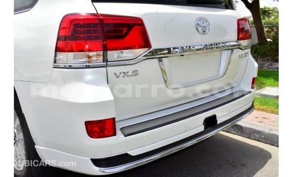 Buy Import Toyota Land Cruiser White Car in Import - Dubai in Cabo Delgado Buy Import Toyota Land Cruiser White Car in Import - Dubai in Cabo Delgado